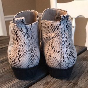 Snakeskin pattern boots